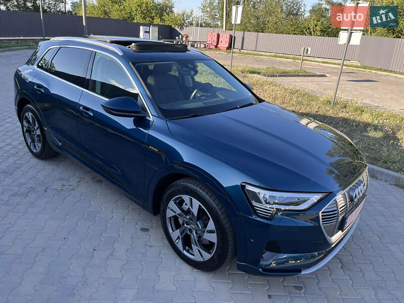 Внедорожник / Кроссовер Audi e-tron 2020 в Днепре