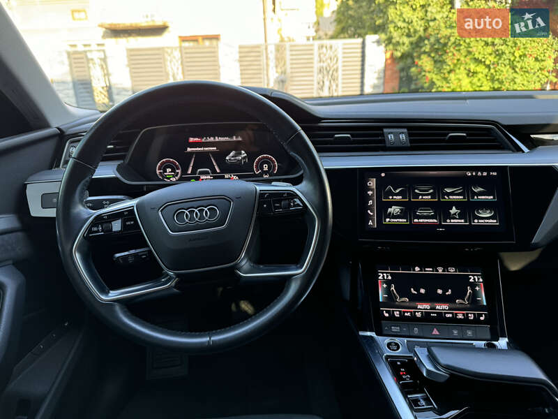 Внедорожник / Кроссовер Audi e-tron 2021 в Львове