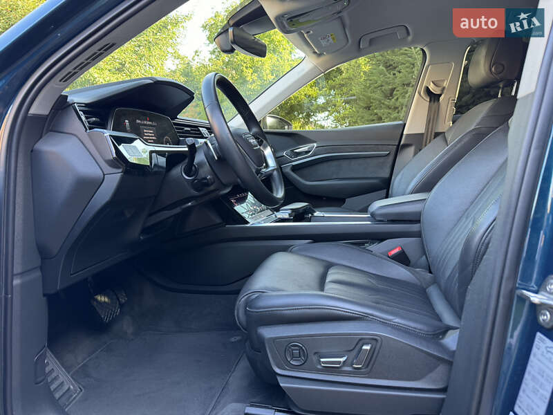 Внедорожник / Кроссовер Audi e-tron 2021 в Львове