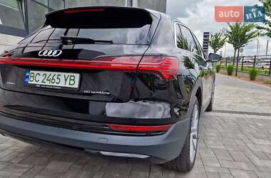 Внедорожник / Кроссовер Audi e-tron 2020 в 