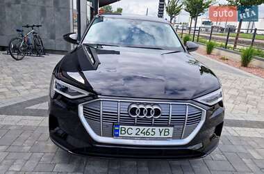 Внедорожник / Кроссовер Audi e-tron 2020 в 