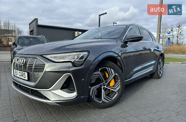 Позашляховик / Кросовер Audi e-tron 2024 в Івано-Франківську