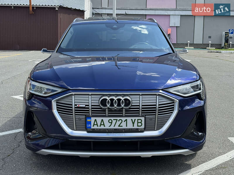 Позашляховик / Кросовер Audi e-tron 2020 в Києві