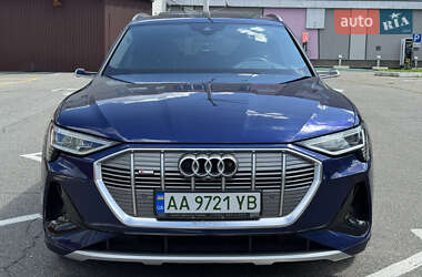 Внедорожник / Кроссовер Audi e-tron 2020 в 