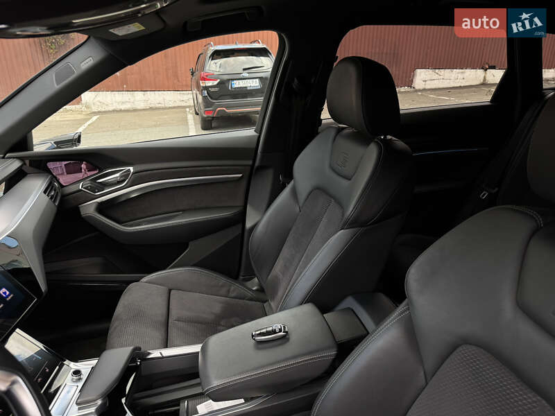 Позашляховик / Кросовер Audi e-tron 2020 в Києві