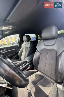 Внедорожник / Кроссовер Audi e-tron 2019 в 
