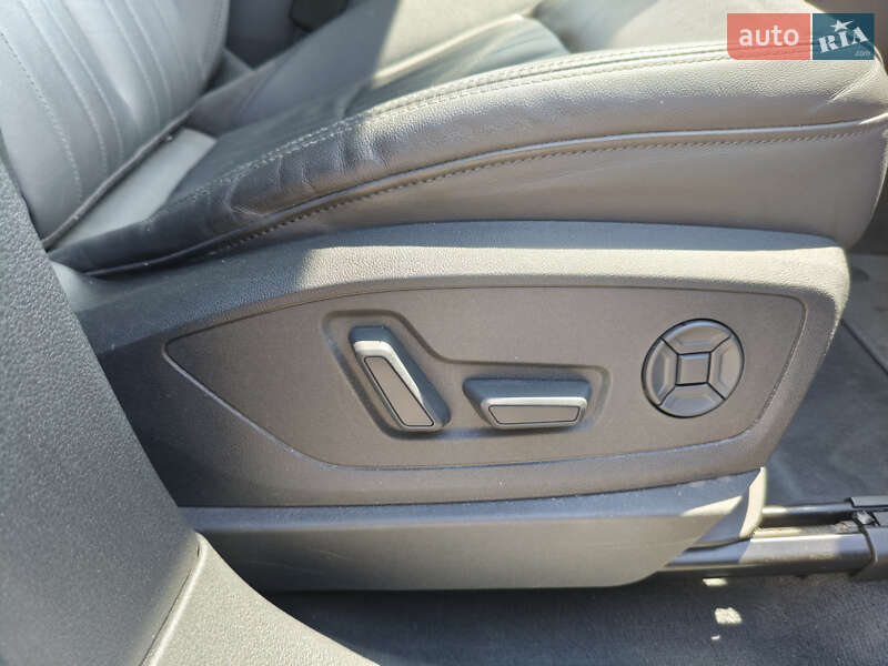 Позашляховик / Кросовер Audi e-tron 2020 в Києві