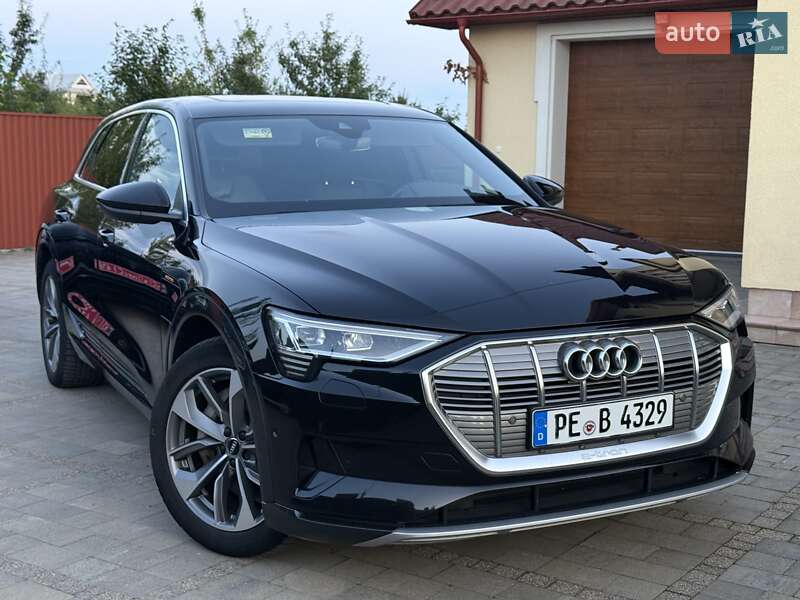 Audi e-tron 2019