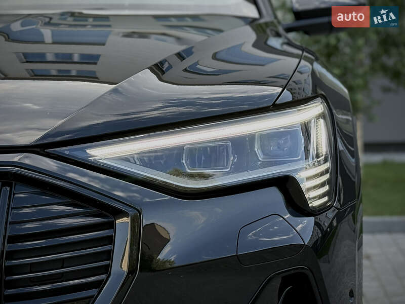 Внедорожник / Кроссовер Audi e-tron 2022 в Луцке