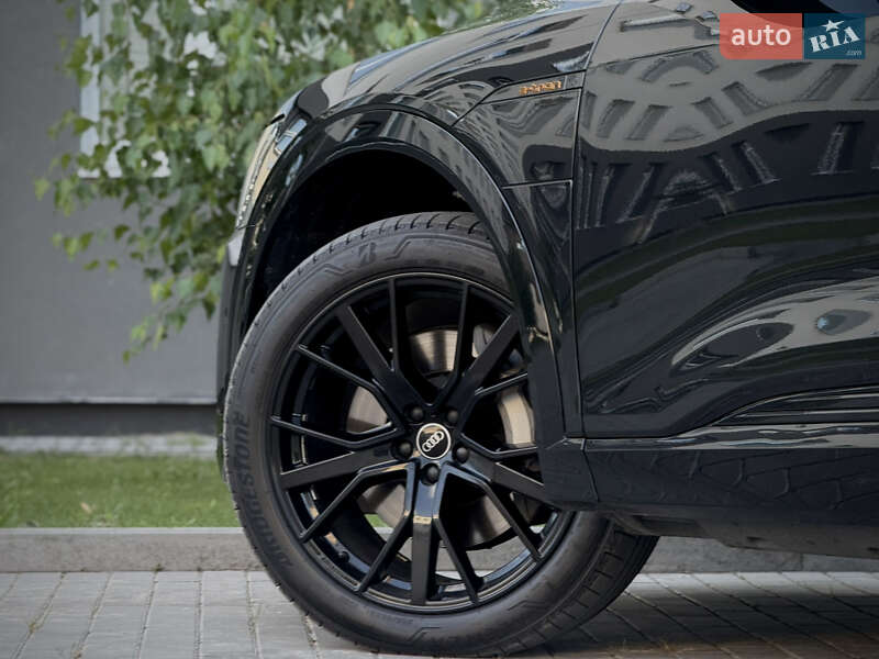 Внедорожник / Кроссовер Audi e-tron 2022 в Луцке