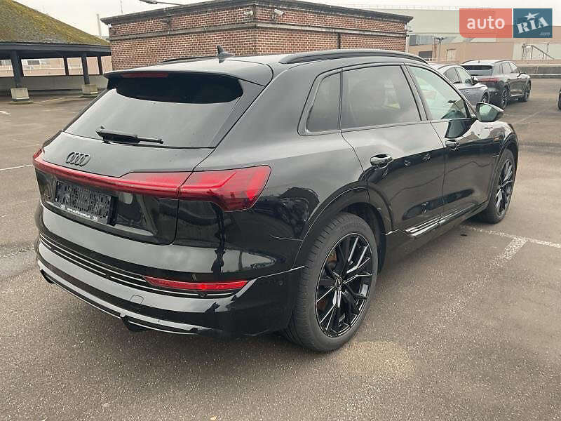 Внедорожник / Кроссовер Audi e-tron 2022 в Луцке