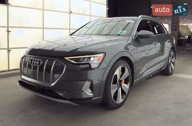 Внедорожник / Кроссовер Audi e-tron 2019 в 