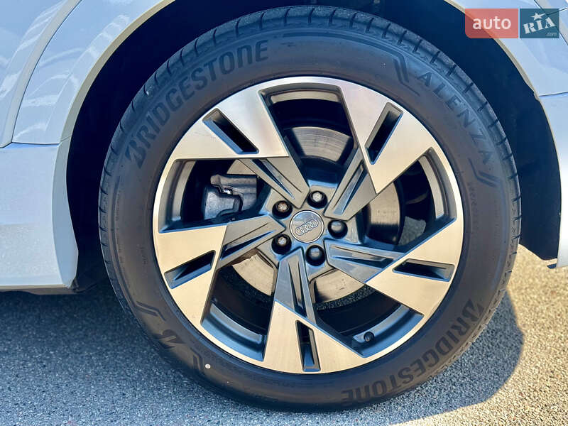 Внедорожник / Кроссовер Audi e-tron 2020 в Киеве