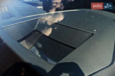 Внедорожник / Кроссовер Audi e-tron 2018 в 