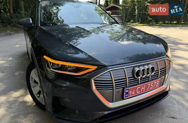 Внедорожник / Кроссовер Audi e-tron 2019 в 