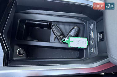 Внедорожник / Кроссовер Audi e-tron 2019 в 