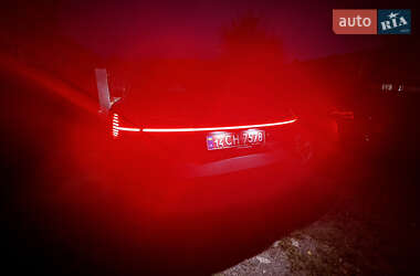 Внедорожник / Кроссовер Audi e-tron 2019 в 