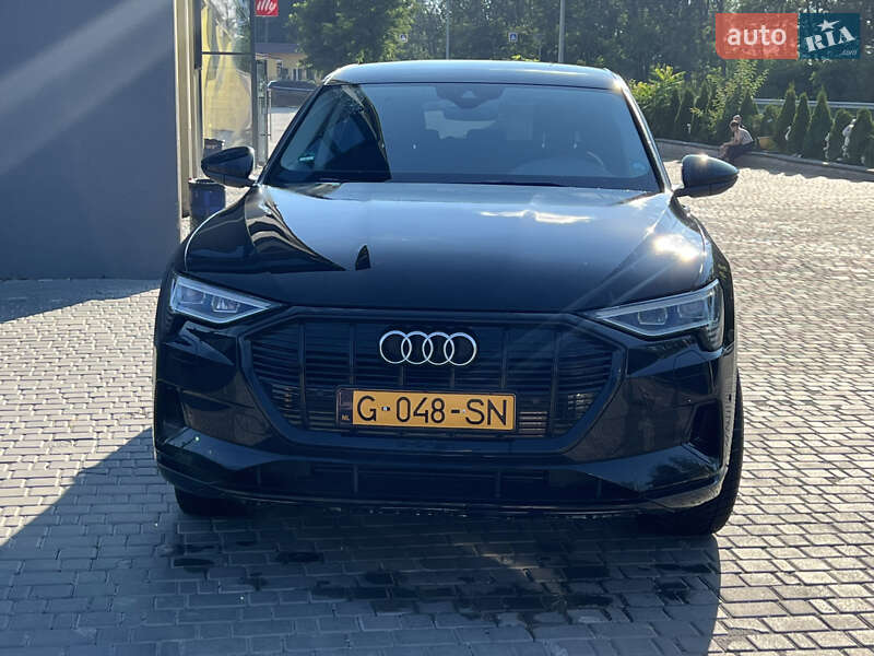 Внедорожник / Кроссовер Audi e-tron 2019 в Виннице