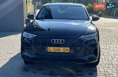 Внедорожник / Кроссовер Audi e-tron 2019 в 