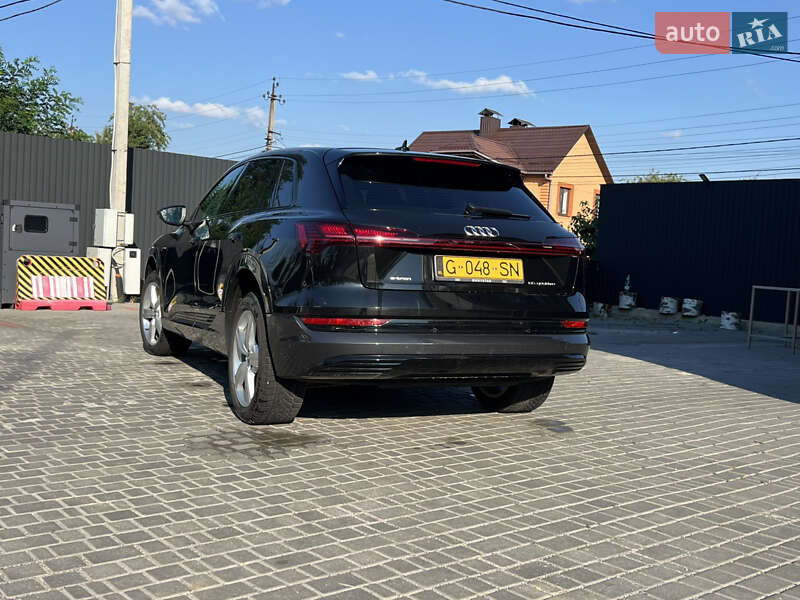 Внедорожник / Кроссовер Audi e-tron 2019 в Виннице