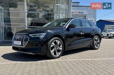 Внедорожник / Кроссовер Audi e-tron 2019 в 