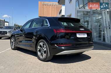Внедорожник / Кроссовер Audi e-tron 2019 в 