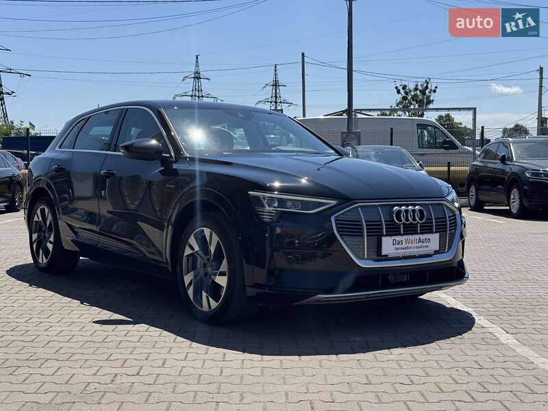 Позашляховик / Кросовер Audi e-tron 2019 в Чернівцях
