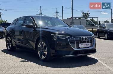 Внедорожник / Кроссовер Audi e-tron 2019 в 