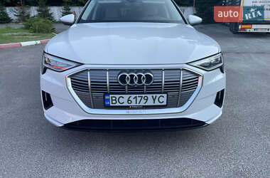 Внедорожник / Кроссовер Audi e-tron 2019 в 