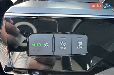 Внедорожник / Кроссовер Audi e-tron 2019 в 