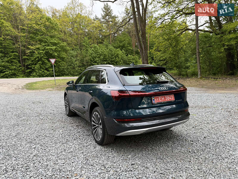 Внедорожник / Кроссовер Audi e-tron 2019 в Ровно