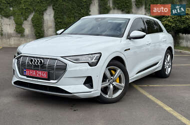 Внедорожник / Кроссовер Audi e-tron 2021 в Ровно