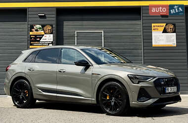 Позашляховик / Кросовер Audi e-tron 2022 в Мукачевому