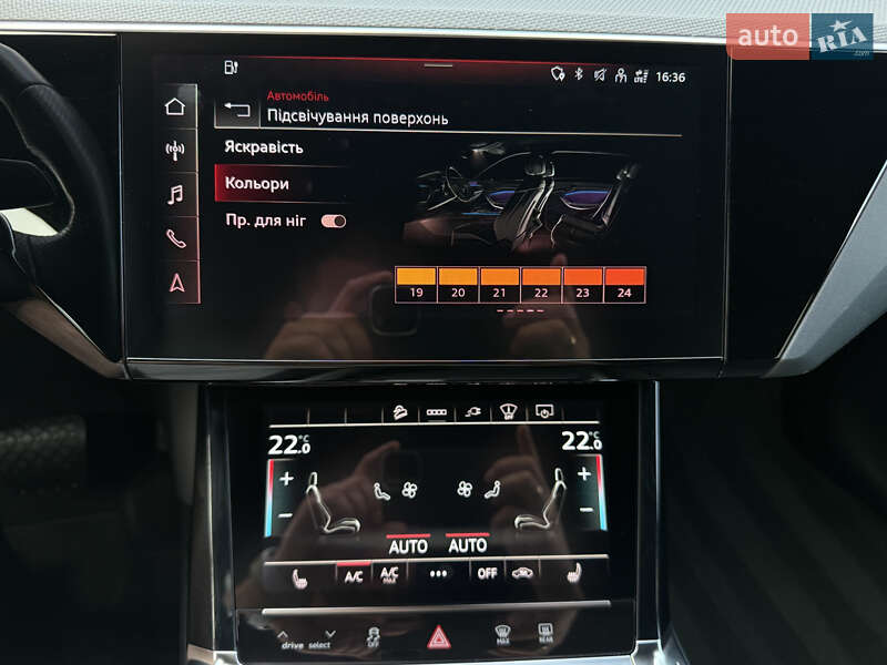 Внедорожник / Кроссовер Audi e-tron 2022 в Мукачево