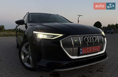 Внедорожник / Кроссовер Audi e-tron 2019 в 