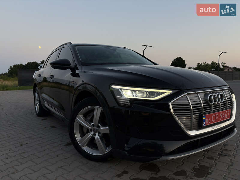 Audi e-tron 2019