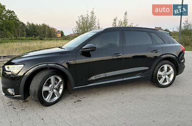 Внедорожник / Кроссовер Audi e-tron 2019 в 