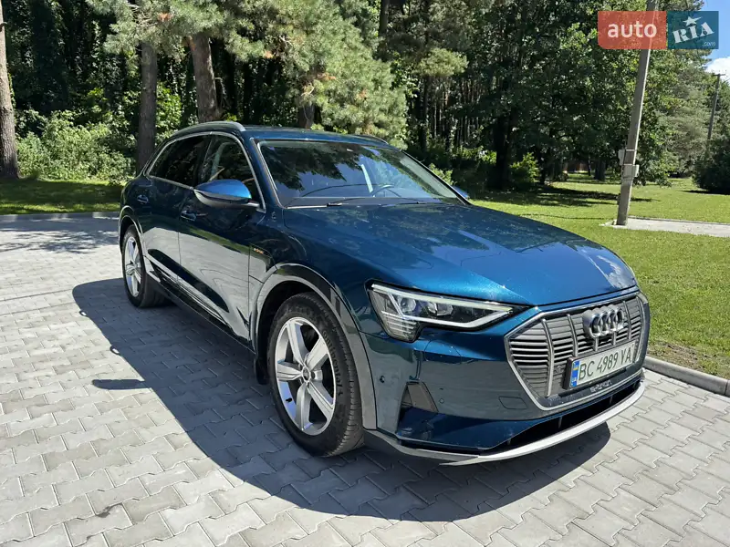 Audi e-tron 2021