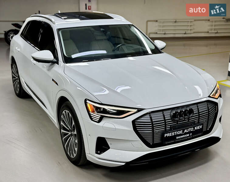 Внедорожник / Кроссовер Audi e-tron 2019 в Киеве