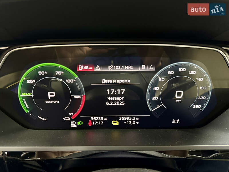Внедорожник / Кроссовер Audi e-tron 2019 в Киеве