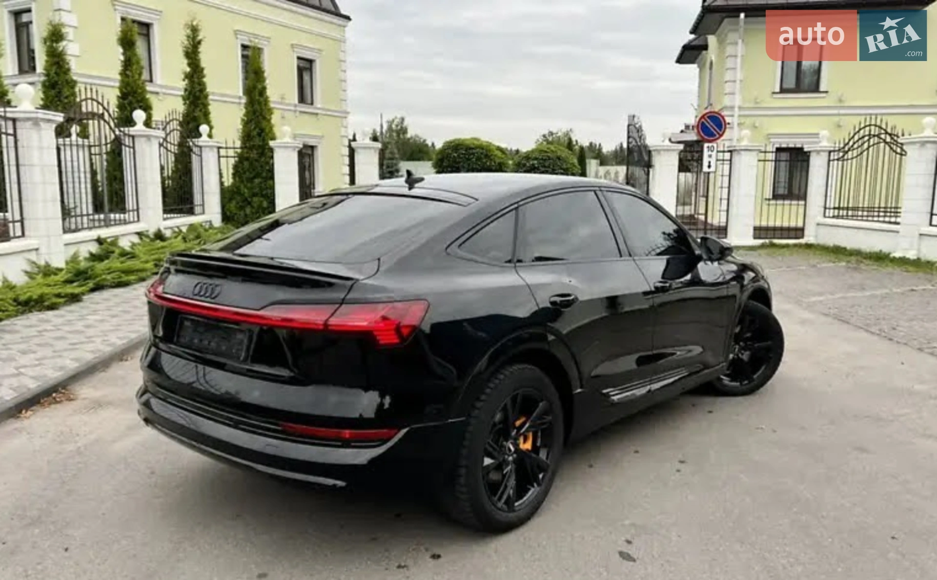 2020 Audi e-tron - мініатюра 4