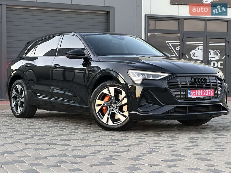 Audi e-tron 2023