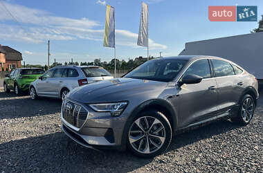Внедорожник / Кроссовер Audi e-tron 2021 в 