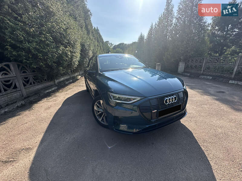Позашляховик / Кросовер Audi e-tron 2019 в Івано-Франківську