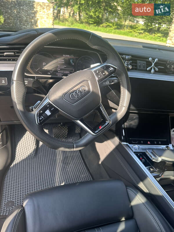 Позашляховик / Кросовер Audi e-tron 2019 в Івано-Франківську
