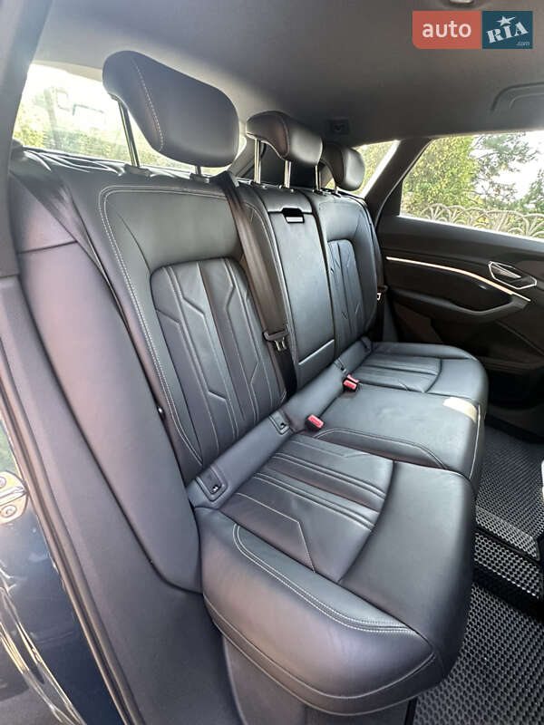 Позашляховик / Кросовер Audi e-tron 2019 в Івано-Франківську
