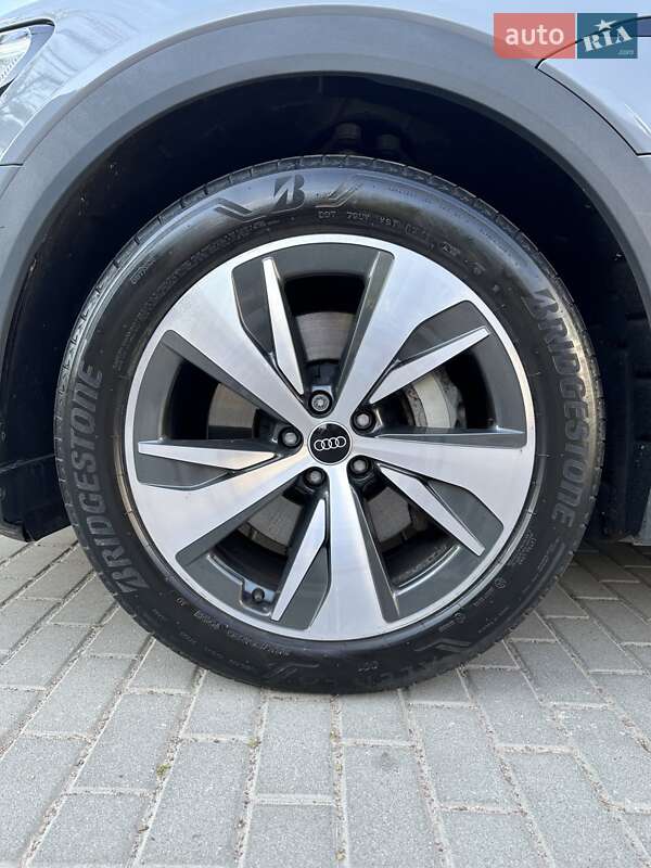 Внедорожник / Кроссовер Audi e-tron 2020 в Белогородке