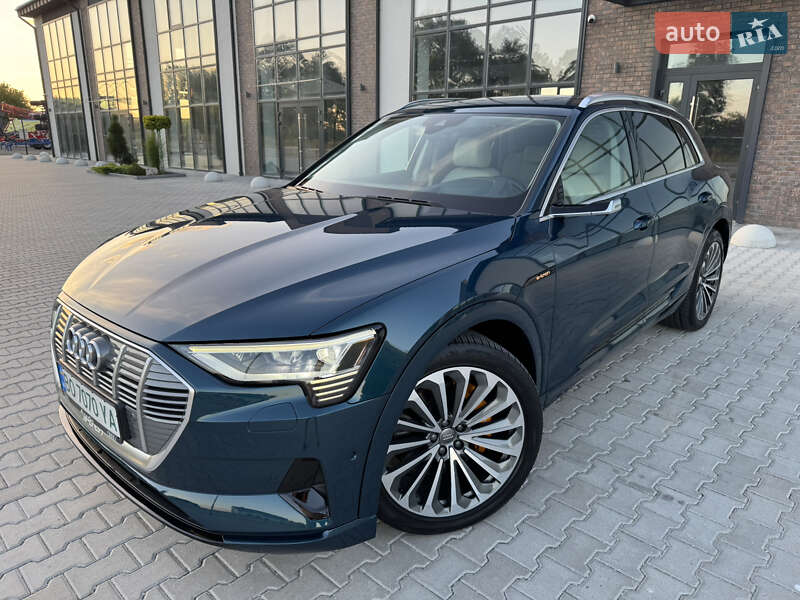 Audi e-tron 2019