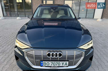 Внедорожник / Кроссовер Audi e-tron 2019 в 