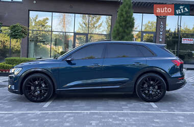 Внедорожник / Кроссовер Audi e-tron 2019 в 